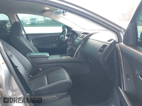 ✅ 2011 Mazda CX-9 Sport • VIN: JM3TB2BA3B0318021 • Lot: 43171570. Wystawiony na IAAI z przebiegiem 202 936 mil. Bezpłatny archiwum sprzedaży aukcyjnych z USA i szczegółowy raport historii pojazdu na DreamBid. Zdjęcie 5.