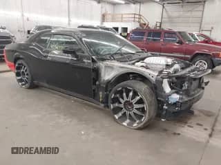 2019 Dodge Challenger SRT Hellcat Redeye Widebody z VIN 2C3CDZL97KH694866, wystawiony jako IAAI lot #43347716 z przebiegiem Nie podano mil oraz . Historia ofert i sprzedaży dostępna na DreamBid. Obrazek 1.