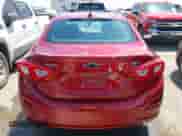 2018 Chevrolet Cruze LT с VIN 1G1BH5SE0J7122365, выставлен на аукционе IAAI как лот 43033178 с пробегом 76 834 миль миль и . История ставок и продаж доступна на DreamBid. Изображение 16.