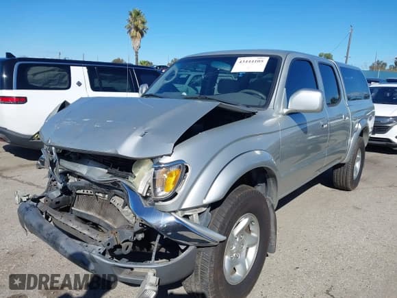 ✅ 2001 Toyota Tacoma • VIN: 5TEHN72N51Z793688 • Lot: 43444105. Listed on IAAI with 210,464 mi. Free auction sales archive from the USA and detailed vehicle history report at DreamBid. Image 17.