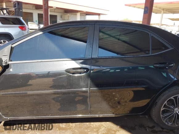 ✅ 2015 Toyota Corolla L • VIN: 5YFBURHE7FP290835 • Лот: 43210973. Опубликован ранее на IAAI с пробегом 144 607 миль. Бесплатный доступ к архиву аукционных продаж из США и подробный отчёт об истории автомобиля на DreamBid. Изображение 15.