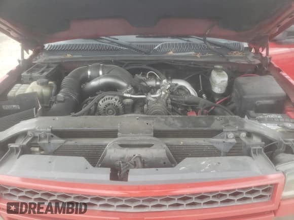 ✅ 2005 Chevrolet Silverado 2500HD LS • VIN: 1GCHK23285F894999 • Lot: 91209125. Wystawiony na Copart z przebiegiem Nie podano. Bezpłatny archiwum sprzedaży aukcyjnych z USA i szczegółowy raport historii pojazdu na DreamBid. Zdjęcie 11.