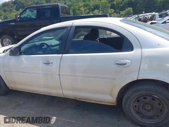 ✅ 2006 Dodge Stratus SXT • VIN: 1B3AL46T66N254166 • Лот: 43108623. Опубликован ранее на IAAI с пробегом 150 903 миль. Бесплатный доступ к архиву аукционных продаж из США и подробный отчёт об истории автомобиля на DreamBid. Изображение 15.