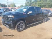 ✅ 2019 Chevrolet Silverado 1500 RST • VIN: 3GCUYEED9KG102561 • Lot: 43216999. Wystawiony na IAAI z przebiegiem 76 081 mil. Bezpłatny archiwum sprzedaży aukcyjnych z USA i szczegółowy raport historii pojazdu na DreamBid. Zdjęcie 18.