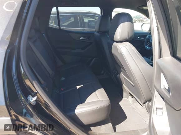 ✅ 2026 Chevrolet Equinox FWD LT • VIN: 3GNAXHEGXTL223889 • Lot: 43613568. Listed on IAAI with 9,155 mi. Free auction sales archive from the USA and detailed vehicle history report at DreamBid. Image 8.