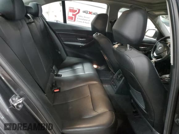 ✅ 2015 BMW 3 Series 328i xDrive • VIN: WBA3B3C57FF547298 • Lot: 44130265. Listed on Copart with 49,587 mi. Free auction sales archive from the USA and detailed vehicle history report at DreamBid. Image 10.