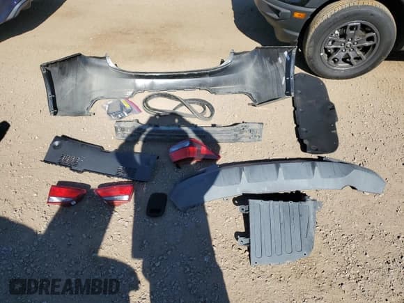 ✅ 2018 Kia Rio S • VIN: 3KPA24AB8JE145320 • Лот: 85879765. Опубликован ранее на Copart с пробегом 31 728 миль. Бесплатный доступ к архиву аукционных продаж из США и подробный отчёт об истории автомобиля на DreamBid. Изображение 12.