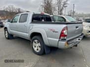 ✅ 2009 Toyota Tacoma • VIN: 3TMLU42N19M020110 • Lot: 95271935. Listed on Copart with 185,625 mi. Free auction sales archive from the USA and detailed vehicle history report at DreamBid. Image 3.