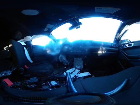 ✅ 2022 Ford Police Interceptor Utility • VIN: 1FM5K8AW6NNA11771 • Lot: 41888447. Wystawiony na IAAI z przebiegiem 59 437 mil. Bezpłatny archiwum sprzedaży aukcyjnych z USA i szczegółowy raport historii pojazdu na DreamBid. Zdjęcie 18.