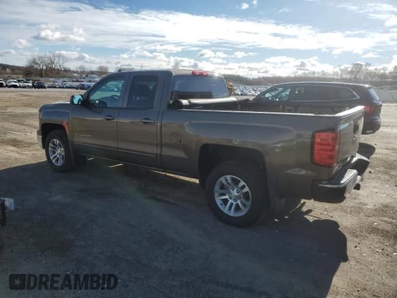 ✅ 2015 Chevrolet Silverado 1500 LT • VIN: 1GCVKREC9FZ155139 • Lot: 91462375. Listed on Copart with 136,244 mi. Free auction sales archive from the USA and detailed vehicle history report at DreamBid. Image 2.