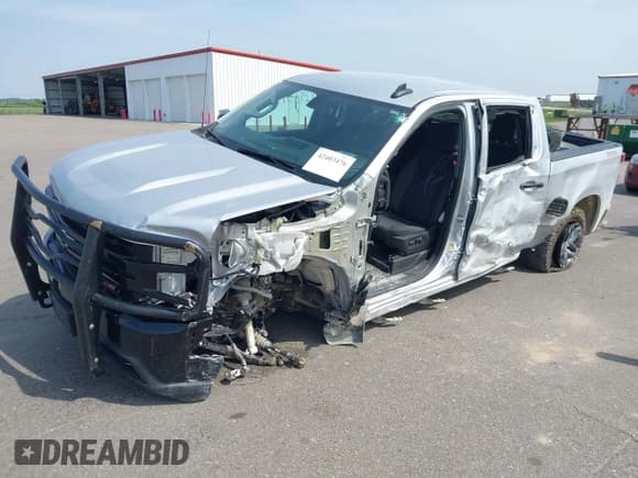 ✅ 2022 Chevrolet Silverado 1500 LT Trail Boss • VIN: 3GCPYFED3NG210844 • Lot: 42403476. Wystawiony na IAAI z przebiegiem 14 197 mil. Bezpłatny archiwum sprzedaży aukcyjnych z USA i szczegółowy raport historii pojazdu na DreamBid. Zdjęcie 18.