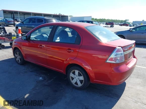 ✅ 2011 Chevrolet Aveo 1LT • VIN: KL1TD5DE0BB218359 • Lot: 41971825. Wystawiony na IAAI z przebiegiem 145 297 mil. Bezpłatny archiwum sprzedaży aukcyjnych z USA i szczegółowy raport historii pojazdu na DreamBid. Zdjęcie 3.