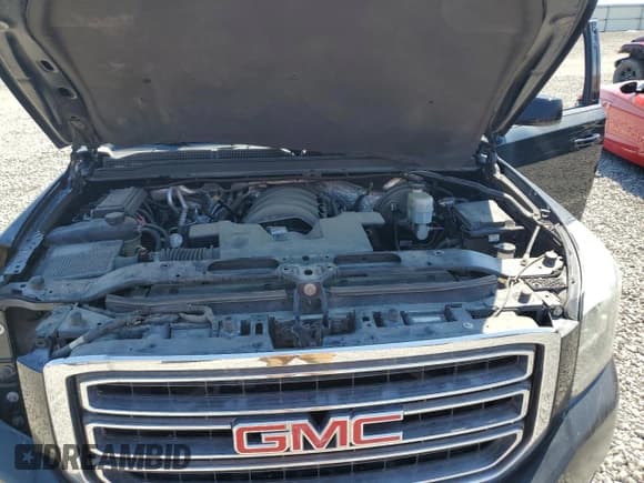 ✅ 2015 GMC Yukon XL SLT • VIN: 1GKS1HKC5FR234798 • Lot: 68434065. Listed on Copart with 186,975 mi. Free auction sales archive from the USA and detailed vehicle history report at DreamBid. Image 11.