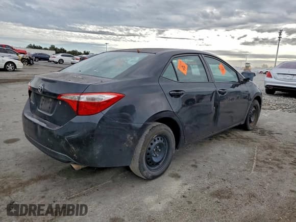 ✅ 2016 Toyota Corolla LE • VIN: 5YFBURHE6GP516347 • Lot: 92309615. Wystawiony na Copart z przebiegiem 165 137 mil. Bezpłatny archiwum sprzedaży aukcyjnych z USA i szczegółowy raport historii pojazdu na DreamBid. Zdjęcie 3.