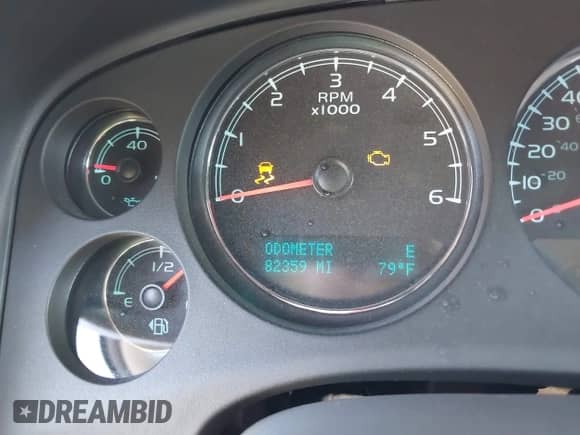 2012 Chevrolet Tahoe LT z VIN 1GNSCBE03CR170946, wystawiony jako IAAI lot #43513512 z przebiegiem 82 359 mil mil oraz . Historia ofert i sprzedaży dostępna na DreamBid. Obrazek 7.