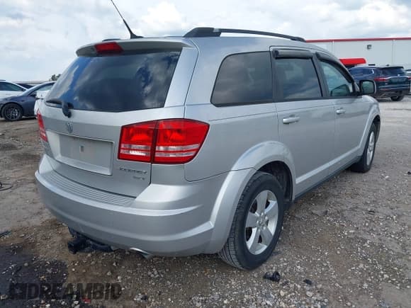 ✅ 2010 Dodge Journey SXT • VIN: 3D4PG5FV0AT140129 • Лот: 43342836. Опубликован ранее на IAAI с пробегом 121 549 миль. Бесплатный доступ к архиву аукционных продаж из США и подробный отчёт об истории автомобиля на DreamBid. Изображение 4.