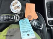 ✅ 2024 Hyundai Venue Limited • VIN: KMHRC8A33RU339049 • Lot: 43293529. Wystawiony na IAAI z przebiegiem 2 594 mil. Bezpłatny archiwum sprzedaży aukcyjnych z USA i szczegółowy raport historii pojazdu na DreamBid. Zdjęcie 11.