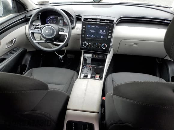 ✅ 2022 Hyundai Tucson Preferred • VIN: KM8JBCAE8NU033835 • Lot: 55229355. Wystawiony na Copart z przebiegiem 64 828 mil. Bezpłatny archiwum sprzedaży aukcyjnych z USA i szczegółowy raport historii pojazdu na DreamBid. Zdjęcie 8.