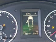 ✅ 2012 Volkswagen Tiguan LE • VIN: WVGAV7AX1CW557250 • Лот: 42300694. Опубликован ранее на IAAI с пробегом 122 310 миль. Бесплатный доступ к архиву аукционных продаж из США и подробный отчёт об истории автомобиля на DreamBid. Изображение 15.