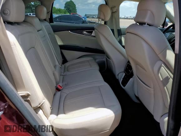 ✅ 2019 Lincoln Nautilus Reserve • VIN: 2LMPJ6LP7KBL61802 • Lot: 64099465. Listed on Copart with 57,222 mi. Free auction sales archive from the USA and detailed vehicle history report at DreamBid. Image 11.