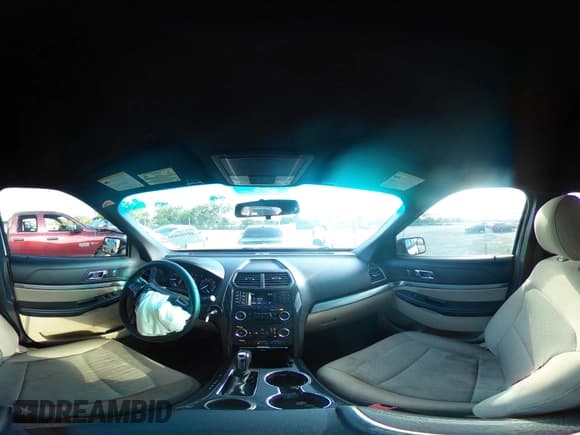 ✅ 2017 Ford Explorer • VIN: 1FM5K7BH3HGA21600 • Lot: 40102880. Wystawiony na IAAI z przebiegiem 106 641 mil. Bezpłatny archiwum sprzedaży aukcyjnych z USA i szczegółowy raport historii pojazdu na DreamBid. Zdjęcie 19.