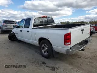 ✅ 2005 Dodge 1500 SLT • VIN: 1D7HU18DX5S134214 • Лот: 75946154. Опубликован ранее на Copart с пробегом Не указан. Бесплатный доступ к архиву аукционных продаж из США и подробный отчёт об истории автомобиля на DreamBid. Изображение 2.