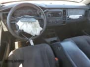 ✅ 2002 Dodge Dakota SLT • VIN: 1B7HL48N02S587177 • Lot: 48901935. Wystawiony na Copart z przebiegiem 207 550 mil. Bezpłatny archiwum sprzedaży aukcyjnych z USA i szczegółowy raport historii pojazdu na DreamBid. Zdjęcie 8.