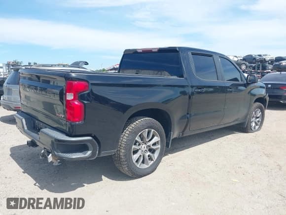 ✅ 2019 Chevrolet Silverado 1500 RST • VIN: 1GCUYEED1KZ113800 • Lot: 43293909. Wystawiony na IAAI z przebiegiem 115 803 mil. Bezpłatny archiwum sprzedaży aukcyjnych z USA i szczegółowy raport historii pojazdu na DreamBid. Zdjęcie 4.