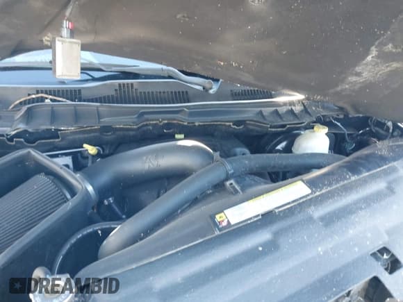 ✅ 2009 Dodge 1500 Sport • VIN: 1D3HB13T99S772935 • Lot: 41006604. Wystawiony na IAAI z przebiegiem 118 772 mil. Bezpłatny archiwum sprzedaży aukcyjnych z USA i szczegółowy raport historii pojazdu na DreamBid. Zdjęcie 10.