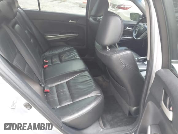 ✅ 2008 Honda Accord EX-L • VIN: 1HGCP26898A012320 • Lot: 42895695. Wystawiony na IAAI z przebiegiem 126 689 mil. Bezpłatny archiwum sprzedaży aukcyjnych z USA i szczegółowy raport historii pojazdu na DreamBid. Zdjęcie 8.