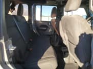 ✅ 2022 Jeep Wrangler Unlimited Willys Sport • VIN: 1C4HJXDN6NW142016 • Lot: 41885135. Wystawiony na Copart z przebiegiem 54 638 mil. Bezpłatny archiwum sprzedaży aukcyjnych z USA i szczegółowy raport historii pojazdu na DreamBid. Zdjęcie 11.