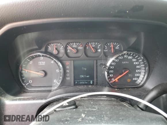 ✅ 2016 Chevrolet Silverado 1500 Custom • VIN: 1GCRCPEH2GZ282203 • Лот: 57496645. Опубликован ранее на Copart с пробегом 54 587 миль. Бесплатный доступ к архиву аукционных продаж из США и подробный отчёт об истории автомобиля на DreamBid. Изображение 9.