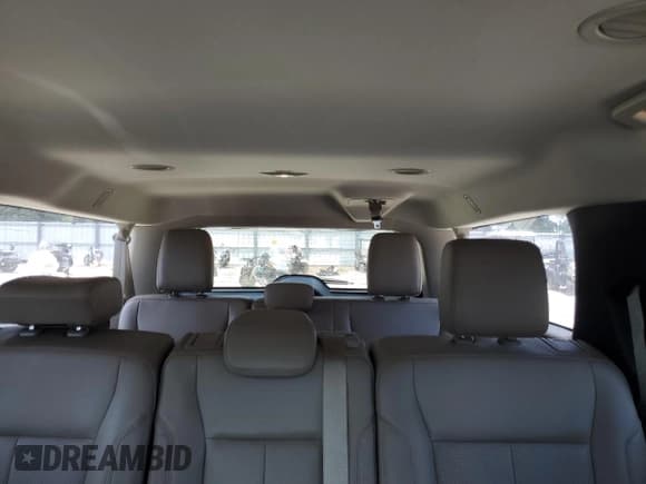 ✅ 2019 Ford Expedition Max XLT • VIN: 1FMJK1HT1KEA01064 • Lot: 55923975. Wystawiony na Copart z przebiegiem 46 803 mil. Bezpłatny archiwum sprzedaży aukcyjnych z USA i szczegółowy raport historii pojazdu na DreamBid. Zdjęcie 10.