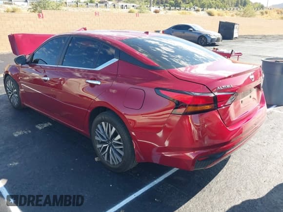 ✅ 2024 Nissan Altima SV • VIN: 1N4BL4DV6RN414919 • Lot: 43224296. Wystawiony na IAAI z przebiegiem 10 871 mil. Bezpłatny archiwum sprzedaży aukcyjnych z USA i szczegółowy raport historii pojazdu na DreamBid. Zdjęcie 3.