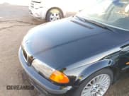 ✅ 2001 BMW 3 Series 330i • VIN: WBAAV53421FJ72933 • Lot: 43907804. Listed on IAAI with 102,455 mi. Free auction sales archive from the USA and detailed vehicle history report at DreamBid. Image 6.