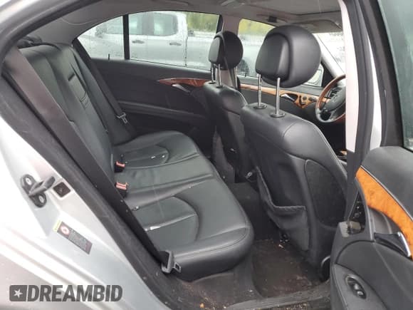 ✅ 2008 Mercedes-Benz E 320 • VIN: WDBUF22XX8B306451 • Lot: 84944865. Listed on Copart with Not provided. Free auction sales archive from the USA and detailed vehicle history report at DreamBid. Image 10.