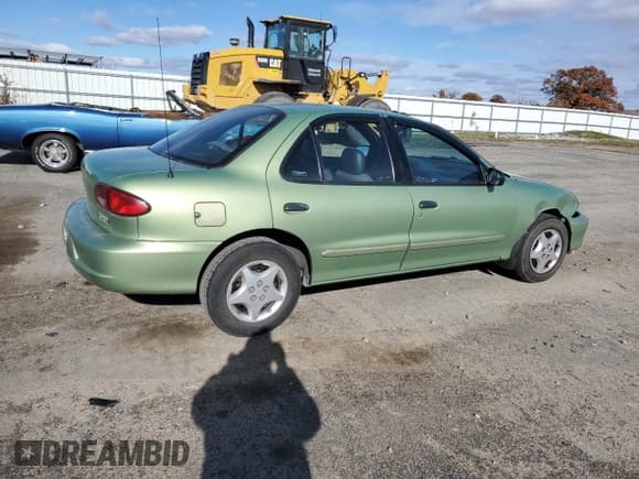 ✅ 2002 Chevrolet Cavalier • VIN: 1G1JC524627176448 • Lot: 91809855. Listed on Copart with 194,005 mi. Free auction sales archive from the USA and detailed vehicle history report at DreamBid. Image 3.