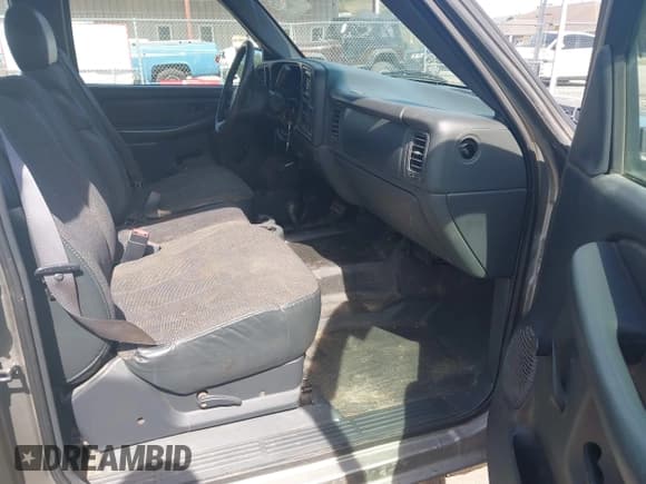 ✅ 2002 Chevrolet Silverado 1500 LS • VIN: 2GCEK19V521287718 • Lot: 43342896. Listed on IAAI with 199,522 mi. Free auction sales archive from the USA and detailed vehicle history report at DreamBid. Image 5.