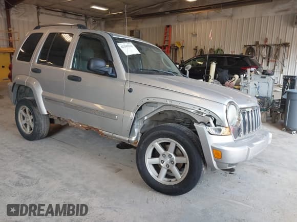 ✅ 2005 Jeep Liberty Limited • VIN: 1J4GL58K75W501121 • Lot: 42399331. Listed on IAAI with 214,461 mi. Free auction sales archive from the USA and detailed vehicle history report at DreamBid. Image 1.