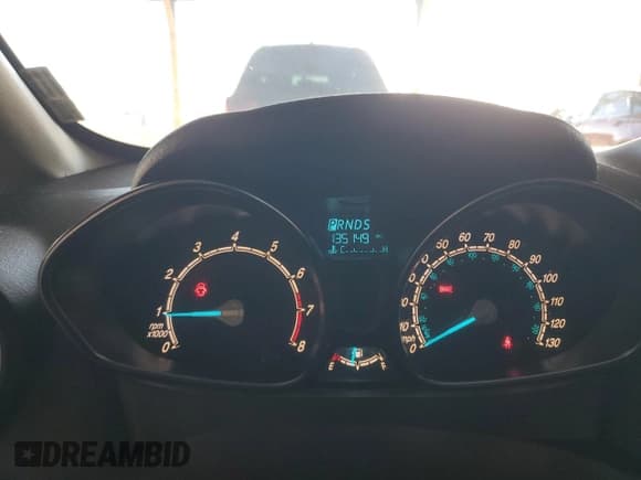 ✅ 2017 Ford Fiesta Titanium • VIN: 3FADP4CJ3HM139403 • Лот: 91404425. Опубликован ранее на Copart с пробегом 135 149 миль. Бесплатный доступ к архиву аукционных продаж из США и подробный отчёт об истории автомобиля на DreamBid. Изображение 9.