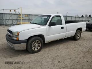 ✅ 2005 Chevrolet Silverado 1500 Work Truck • VIN: 1GCEC14XX5Z332010 • Lot: 52989865. Wystawiony na Copart z przebiegiem 221 958 mil. Bezpłatny archiwum sprzedaży aukcyjnych z USA i szczegółowy raport historii pojazdu na DreamBid. Zdjęcie 1.