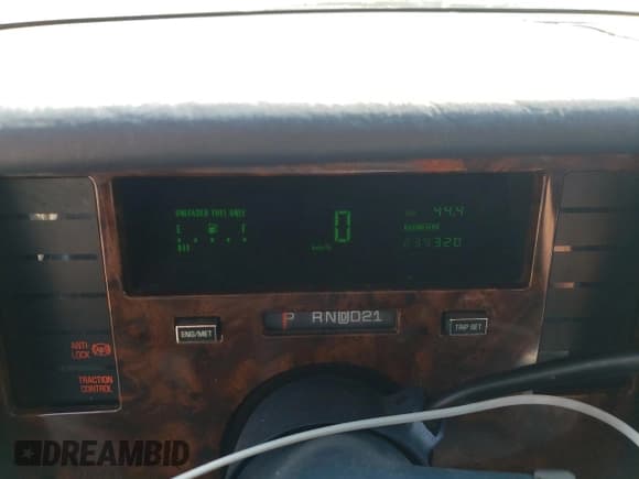 ✅ 1993 Cadillac Fleetwood • VIN: 1G6DW5271PR719645 • Лот: 54393605. Опубликован ранее на Copart с пробегом 239 320 миль. Бесплатный доступ к архиву аукционных продаж из США и подробный отчёт об истории автомобиля на DreamBid. Изображение 9.