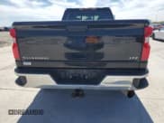 ✅ 2021 Chevrolet Silverado 2500HD LTZ • VIN: 1GC4YPEY9MF295815 • Lot: 46614955. Listed on Copart with 51,586 mi. Free auction sales archive from the USA and detailed vehicle history report at DreamBid. Image 6.