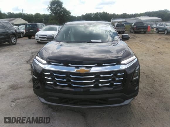 ✅ 2025 Chevrolet Equinox FWD LT • VIN: 3GNAXHEG7SL170096 • Lot: 42863360. Wystawiony na IAAI z przebiegiem 7 854 mil. Bezpłatny archiwum sprzedaży aukcyjnych z USA i szczegółowy raport historii pojazdu na DreamBid. Zdjęcie 12.