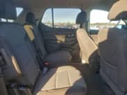 ✅ 2020 Chevrolet Traverse LT Cloth • VIN: 1GNERGKW1LJ119400 • Lot: 94357905. Listed on Copart with 165,877 mi. Free auction sales archive from the USA and detailed vehicle history report at DreamBid. Image 11.