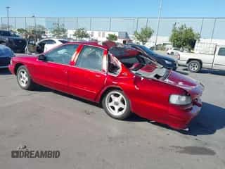 1996 Chevrolet Caprice 1SA Special Value z VIN 1G1BL52P1TR111673, wystawiony jako IAAI lot #42549195 z przebiegiem 107 637 mil mil oraz . Historia ofert i sprzedaży dostępna na DreamBid. Obrazek 3.