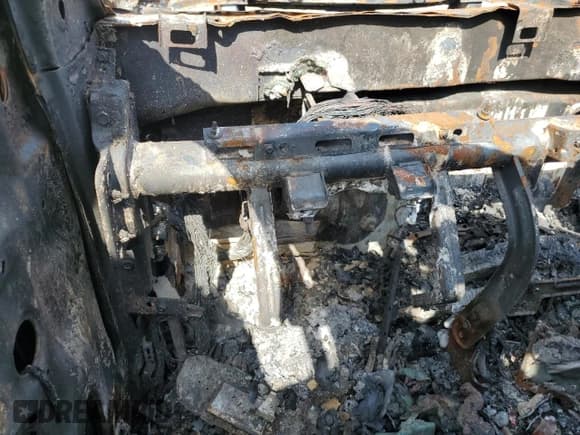 ✅ 2019 Chevrolet Colorado 2WD Z71 • VIN: 1GCGSDEN9K1333556 • Лот: 61615314. Опубликован ранее на Copart с пробегом Не указан. Бесплатный доступ к архиву аукционных продаж из США и подробный отчёт об истории автомобиля на DreamBid. Изображение 9.