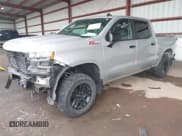 ✅ 2020 Chevrolet Silverado 1500 LT Trail Boss • VIN: 3GCPYFED7LG371985 • Lot: 43446408. Wystawiony na IAAI z przebiegiem 50 250 mil. Bezpłatny archiwum sprzedaży aukcyjnych z USA i szczegółowy raport historii pojazdu na DreamBid. Zdjęcie 18.