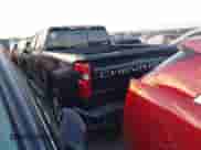 2021 Chevrolet Silverado 1500 LT z VIN 3GCUYDED2MG234431, wystawiony jako IAAI lot #40533055 z przebiegiem 61 510 mil mil oraz . Historia ofert i sprzedaży dostępna na DreamBid. Obrazek 3.