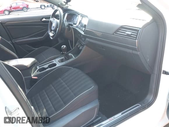 ✅ 2019 Volkswagen Jetta S • VIN: 3VW5T7BU6KM178501 • Lot: 43580101. Listed on IAAI with 71,119 mi. Free auction sales archive from the USA and detailed vehicle history report at DreamBid. Image 5.